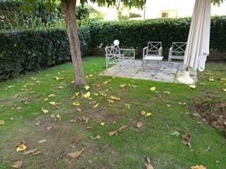 casa indipendente in affitto a Forte dei Marmi in zona Vittoria Apuana
