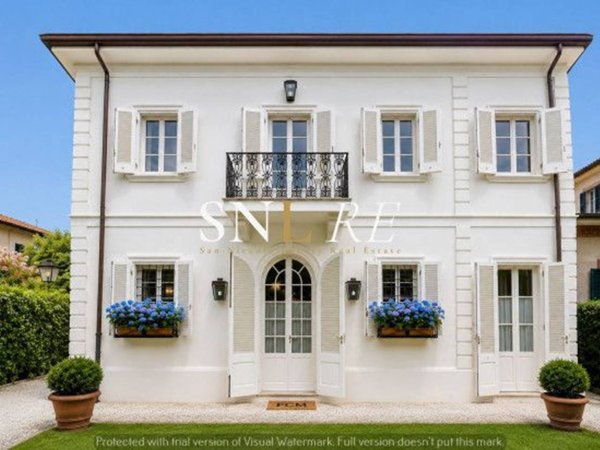 casa indipendente in affitto a Forte dei Marmi in zona Vittoria Apuana