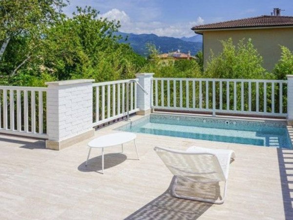 casa indipendente in affitto a Forte dei Marmi in zona Vittoria Apuana