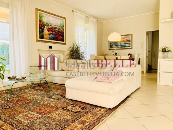 casa indipendente in affitto a Forte dei Marmi in zona Vittoria Apuana