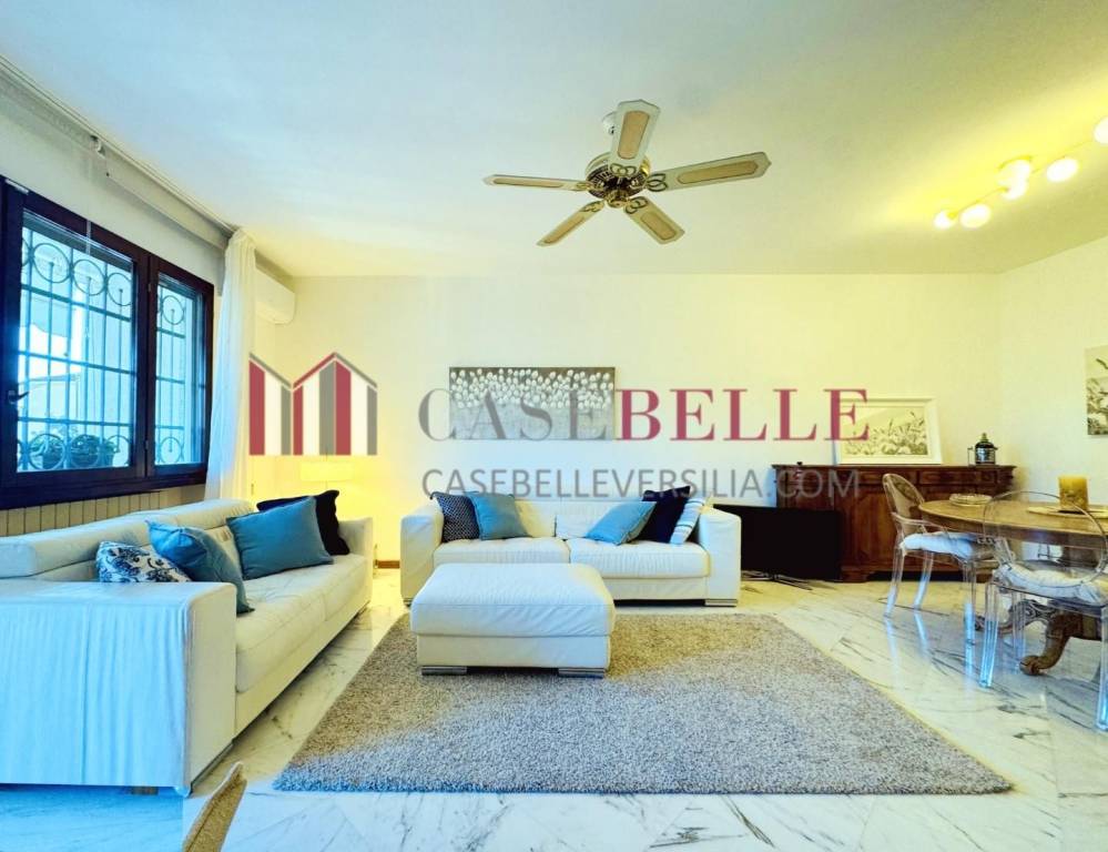 casa indipendente in affitto a Forte dei Marmi in zona Roma Imperiale