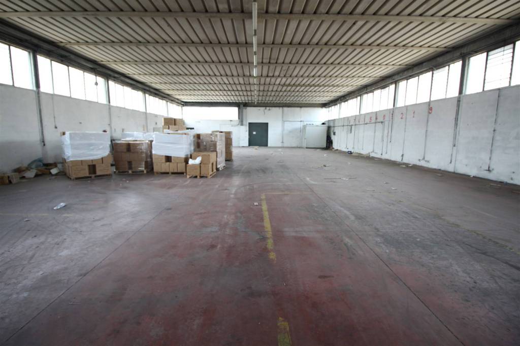 appartamento in affitto a Lucca in zona zona SS. Annunziata