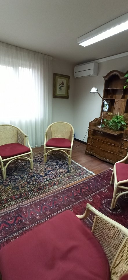 ufficio in affitto a Lucca in zona zona San Vito