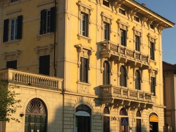 intera palazzina in affitto a Lucca in zona zona San Filippo