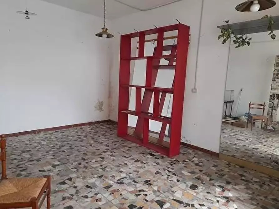 locale commerciale in affitto a Lucca in zona Sant'Anna