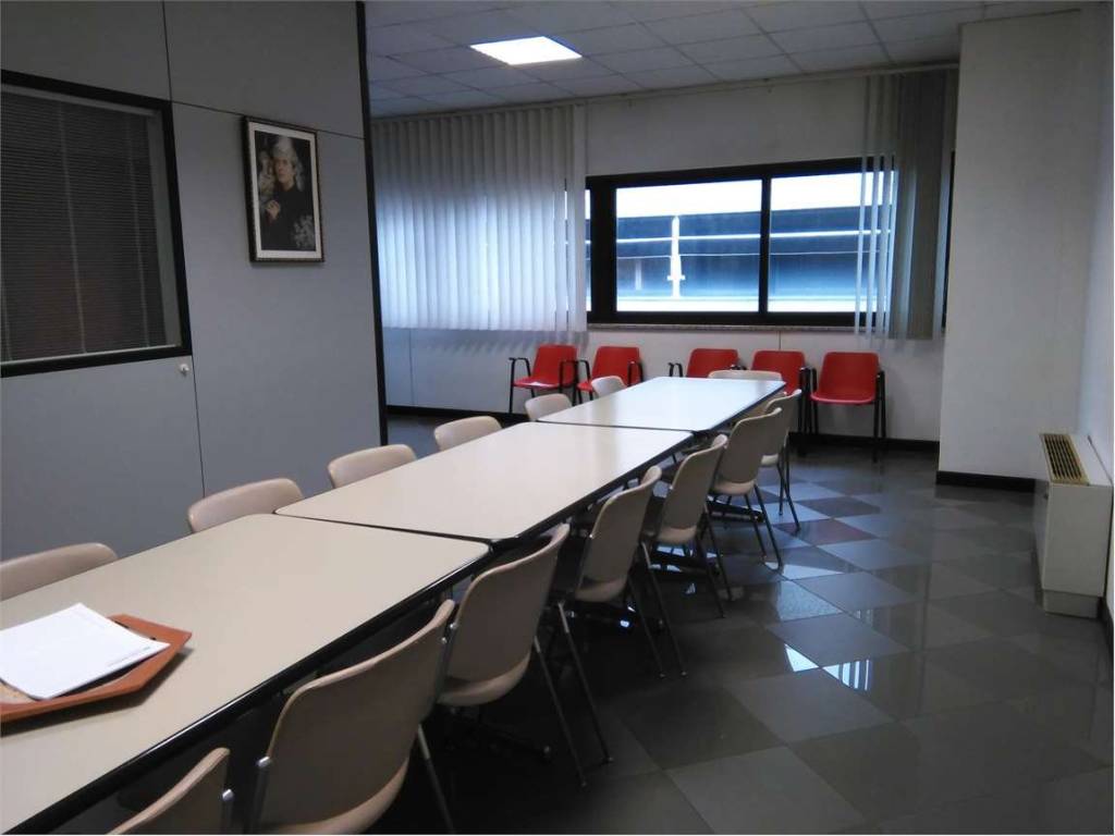 ufficio in affitto a Lucca in zona zona San Filippo
