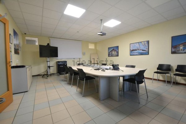 ufficio in affitto a Lucca in zona Sant'Anna