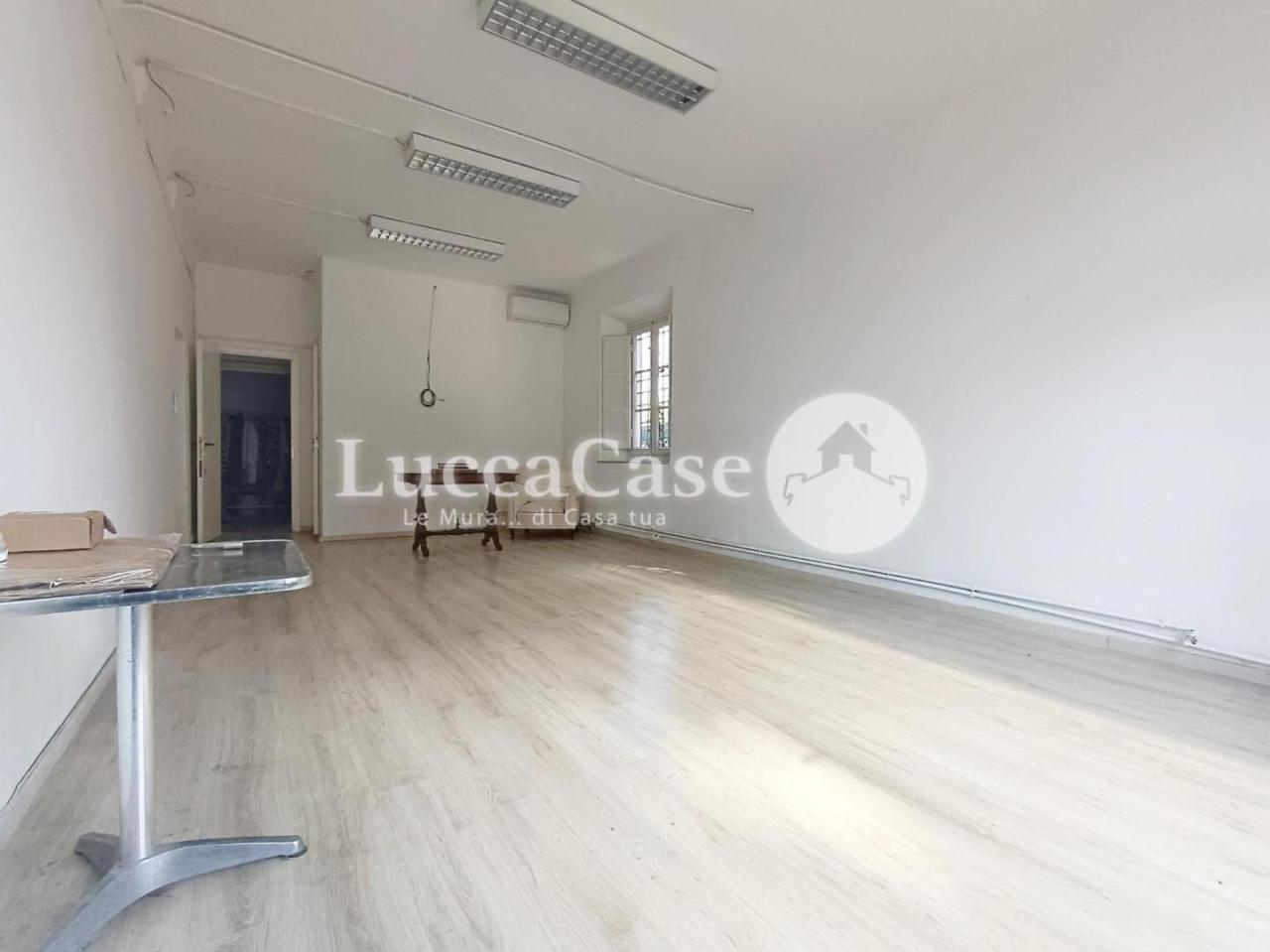 ufficio in affitto a Lucca in zona Sant'Anna