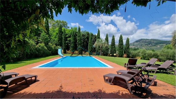 casa indipendente in affitto a Lucca in zona Centro Città