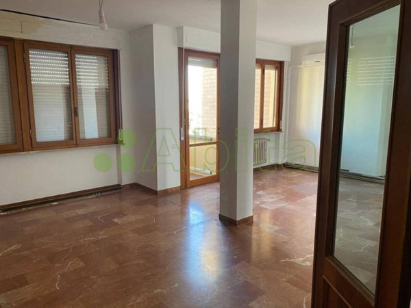 appartamento in affitto a Lucca in zona Pontetetto
