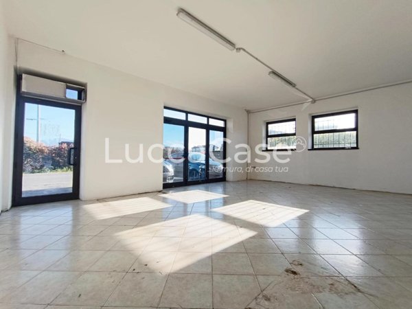 locale commerciale in affitto a Lucca in zona zona San Vito