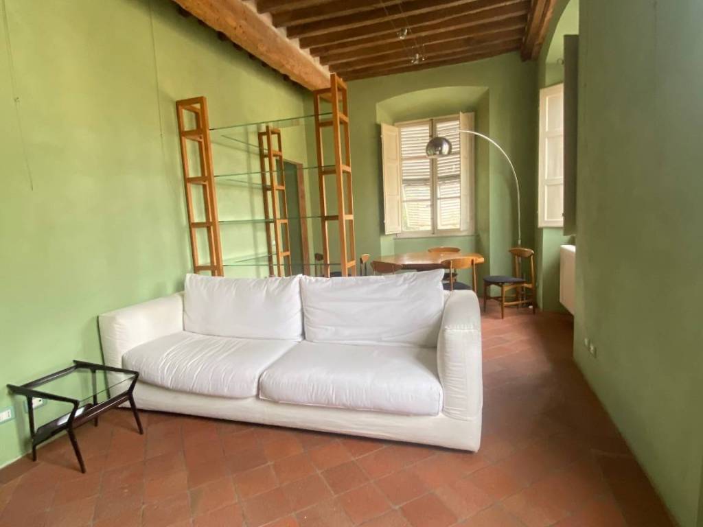 appartamento in affitto a Lucca in zona Centro Città