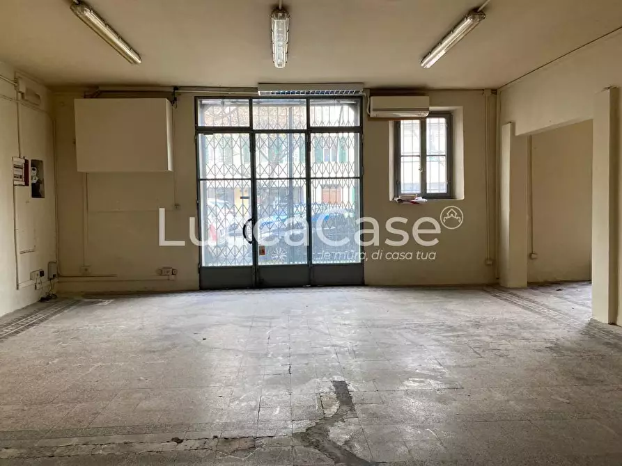 locale commerciale in affitto a Lucca in zona Centro Città