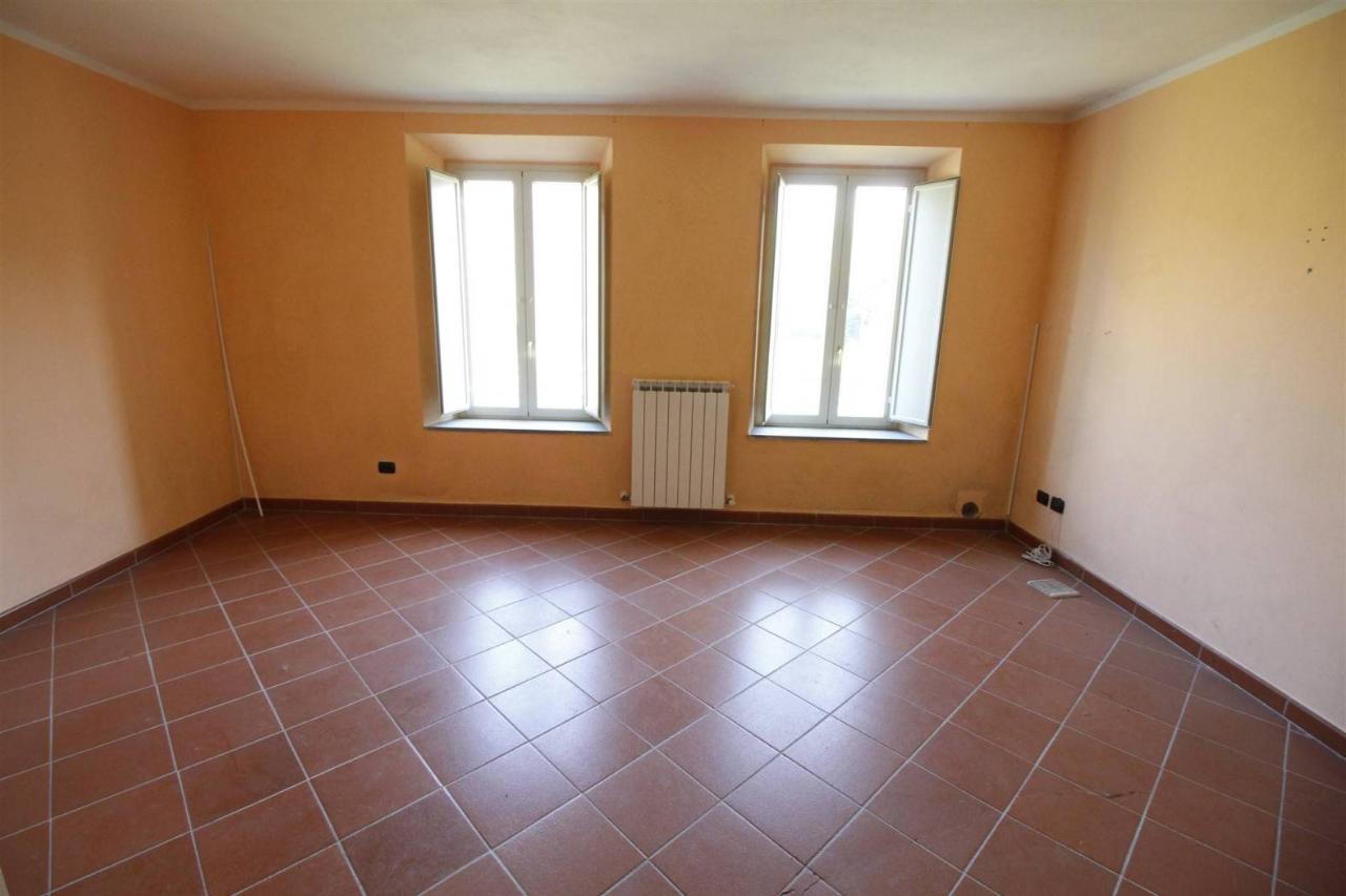 appartamento in affitto a Lucca in zona Mutigliano