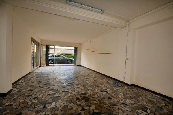 locale commerciale in affitto a Lucca in zona Sant'Anna
