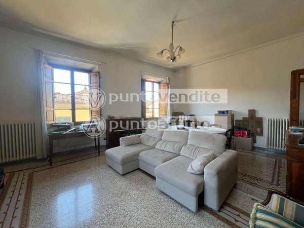 appartamento in affitto a Lucca in zona Centro Città