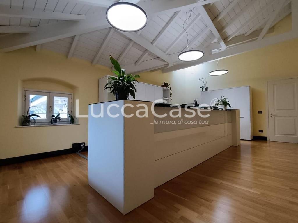 ufficio in affitto a Lucca in zona Zona San Concordio