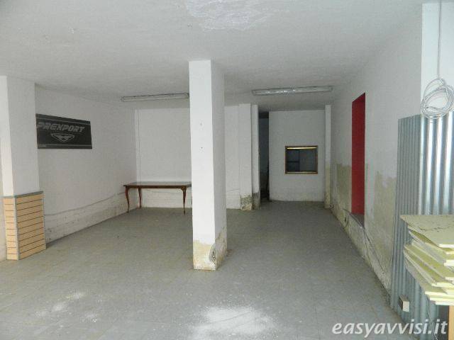 locale commerciale in affitto a Lucca in zona Sant'Anna