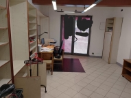 negozio in affitto a Lucca in zona Centro Città