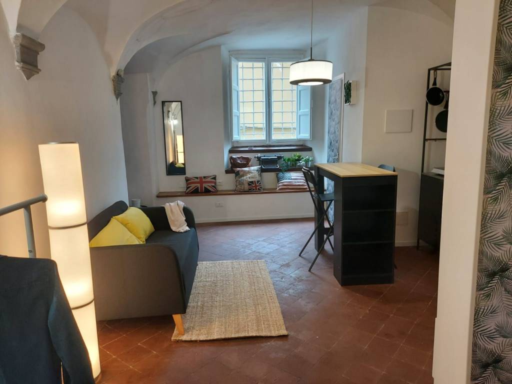 appartamento in affitto a Lucca in zona Centro Città