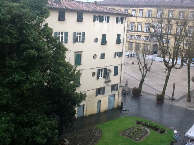 appartamento in affitto a Lucca in zona Centro Città