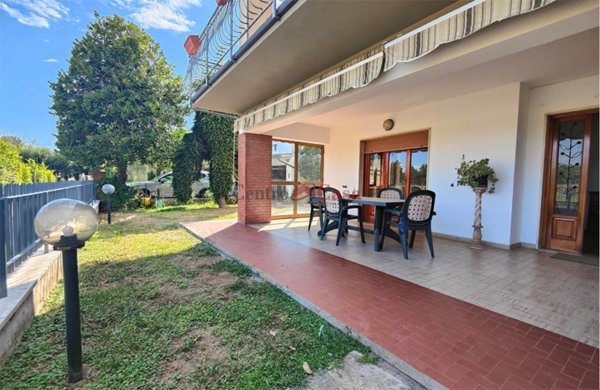 casa indipendente in affitto a Lucca in zona San Cassiano a Vico