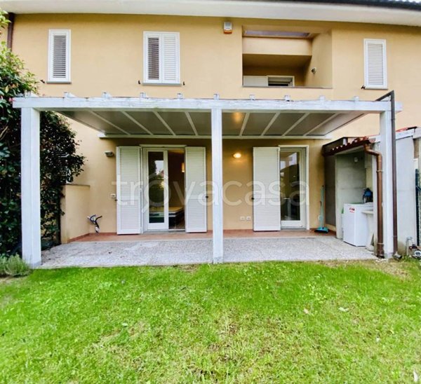 appartamento in affitto a Lucca in zona Pontetetto