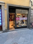 negozio in affitto a Lucca in zona Centro Città