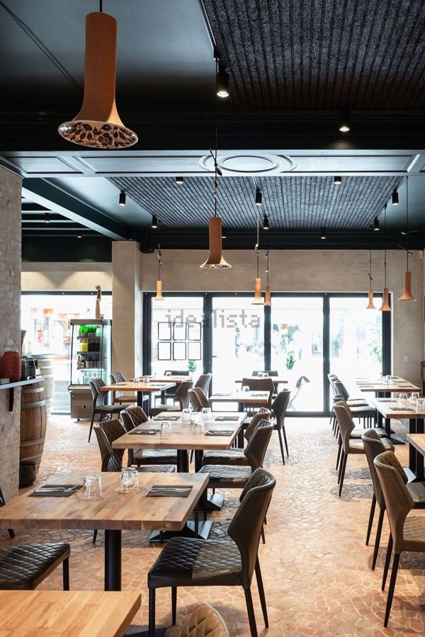 negozio in affitto a Lucca in zona Centro Città