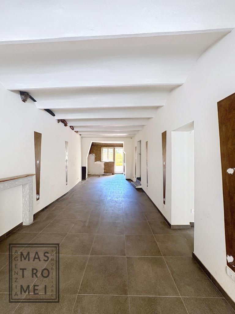 negozio in affitto a Lucca