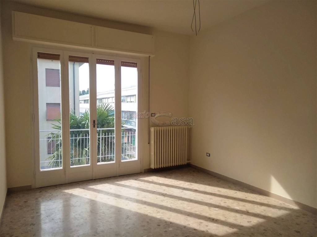 appartamento in affitto a Lucca in zona zona Arancio