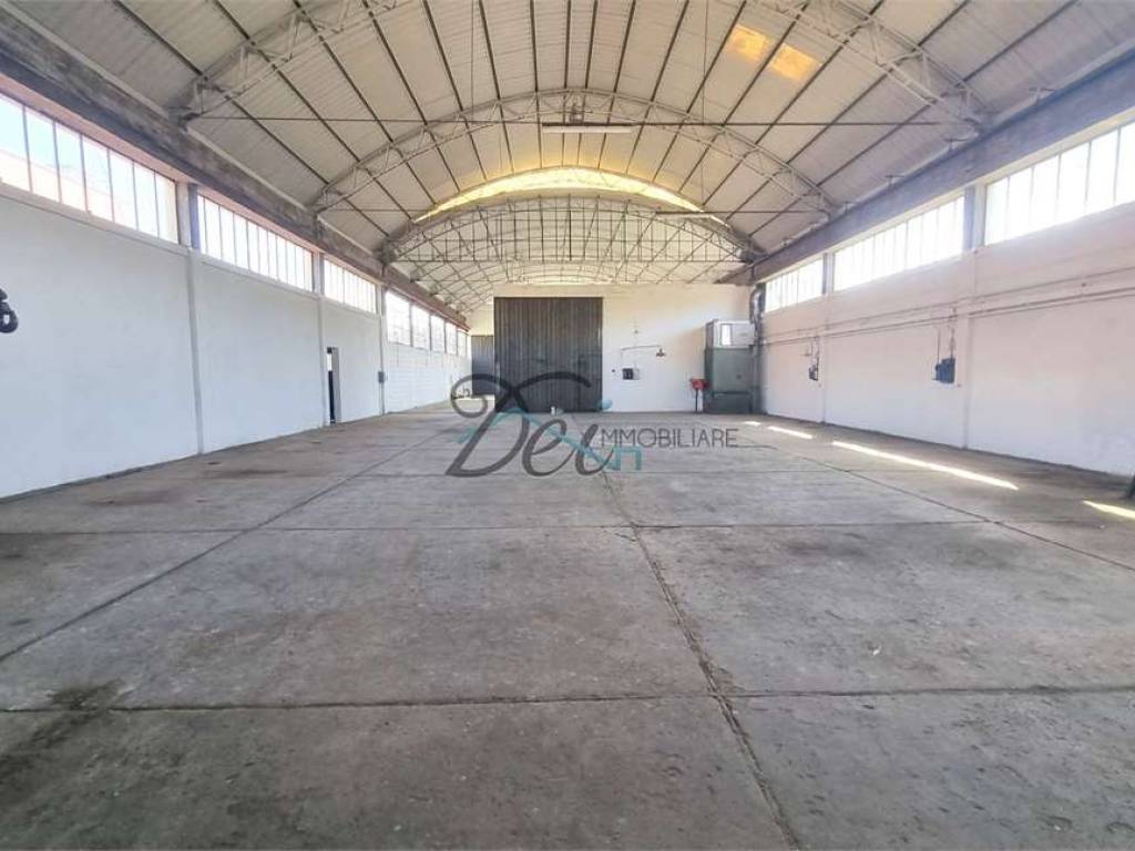 locale commerciale in affitto a Lucca in zona zona San Marco