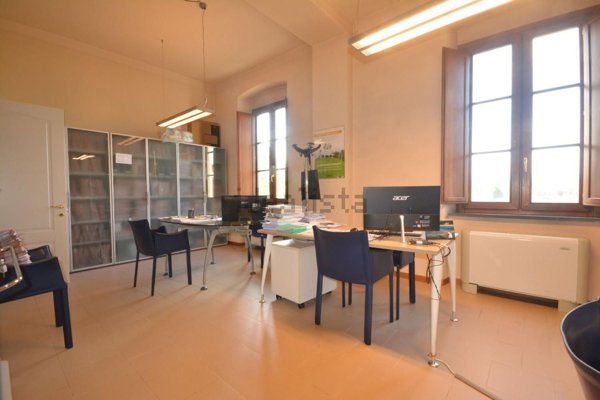 ufficio in affitto a Lucca in zona zona Arancio