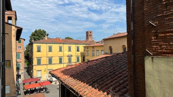 appartamento in affitto a Lucca in zona Centro Città