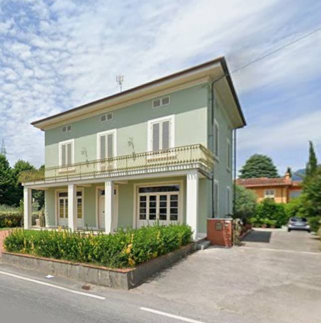 casa indipendente in affitto a Lucca in zona San Pietro a Vico