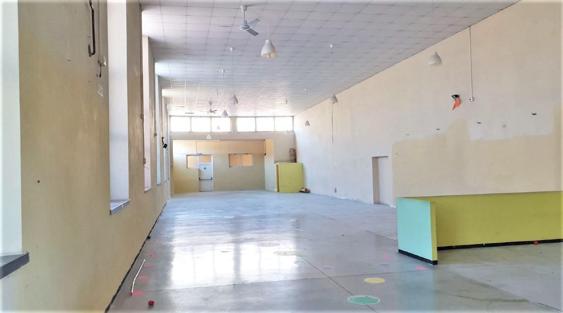 locale commerciale in affitto a Lucca in zona zona SS. Annunziata