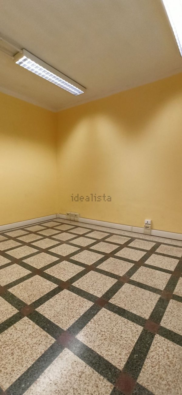 ufficio in affitto a Lucca in zona Centro Città