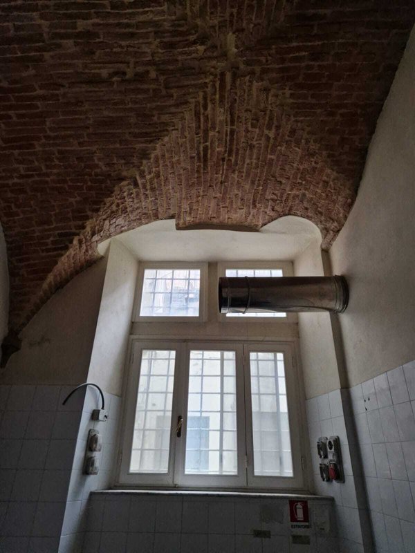 capannone in affitto a Lucca in zona Centro Città