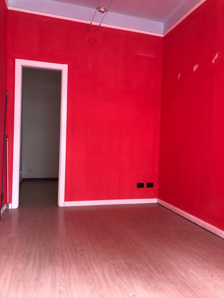 locale di sgombero in affitto a Lucca