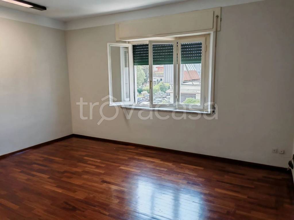 appartamento in affitto a Lucca in zona zona Arancio