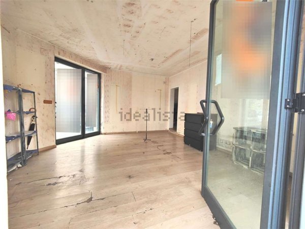 locale di sgombero in affitto a Lucca in zona zona Arancio