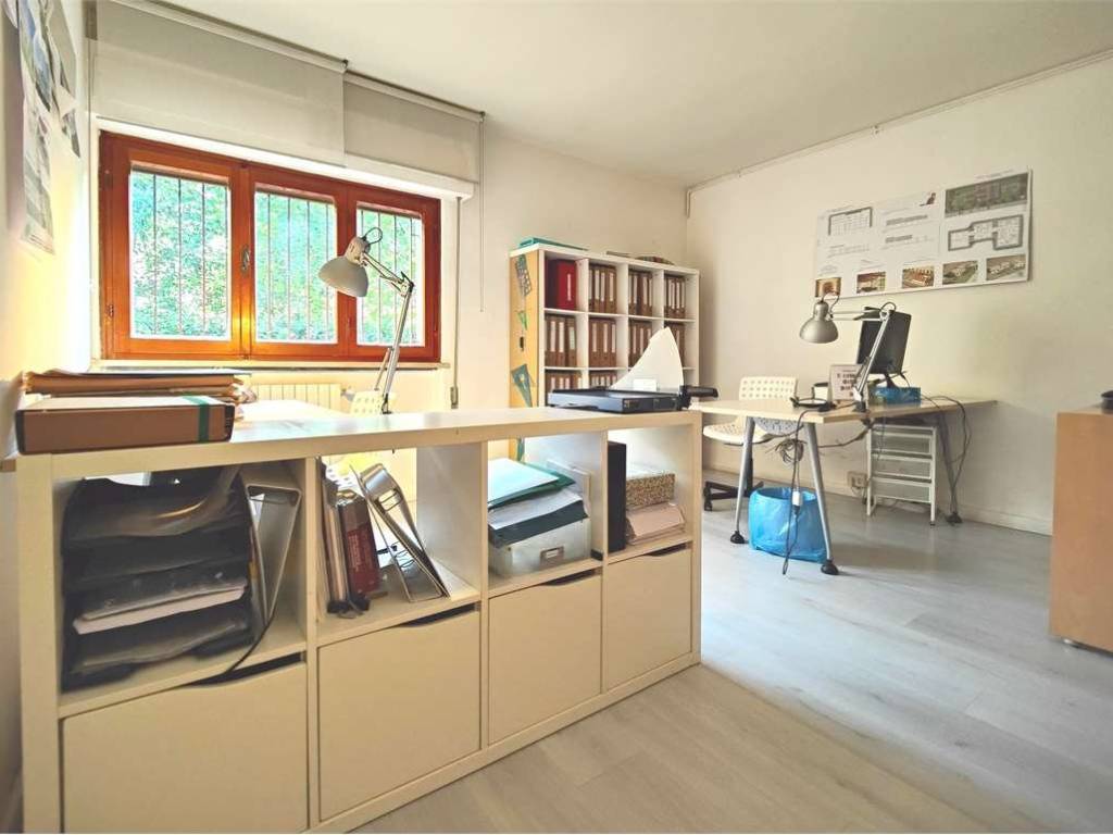 ufficio in affitto a Lucca in zona zona San Filippo