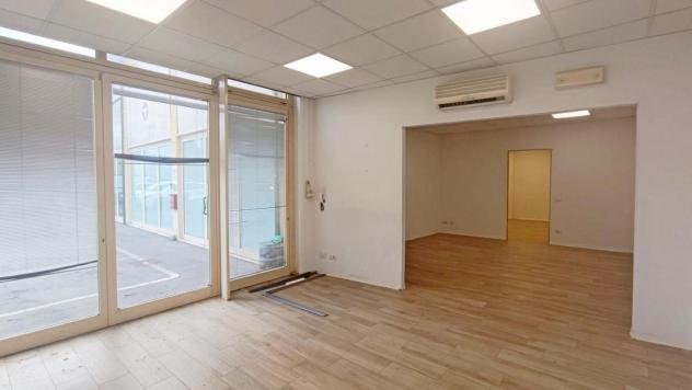 locale commerciale in affitto a Lucca in zona zona San Marco