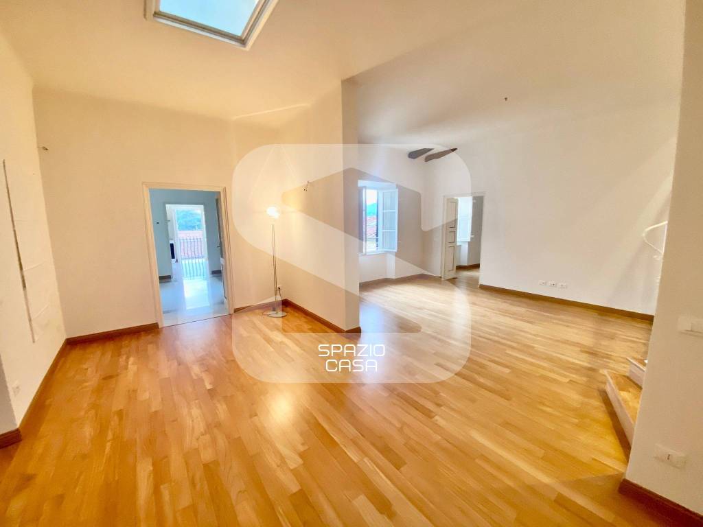 appartamento in affitto a Lucca in zona Centro Città