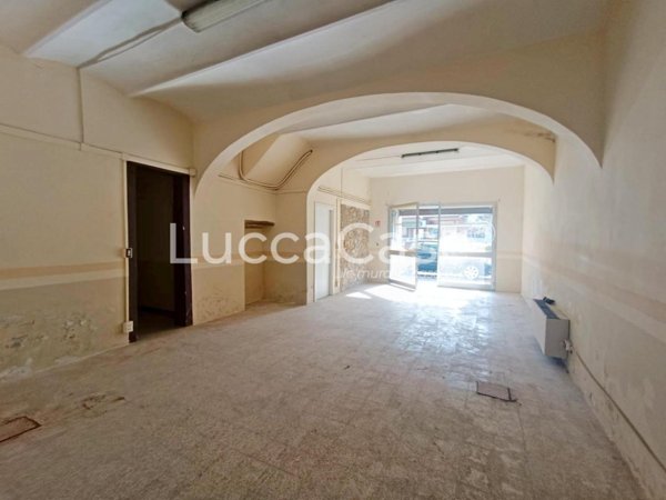locale commerciale in affitto a Lucca in zona zona San Vito