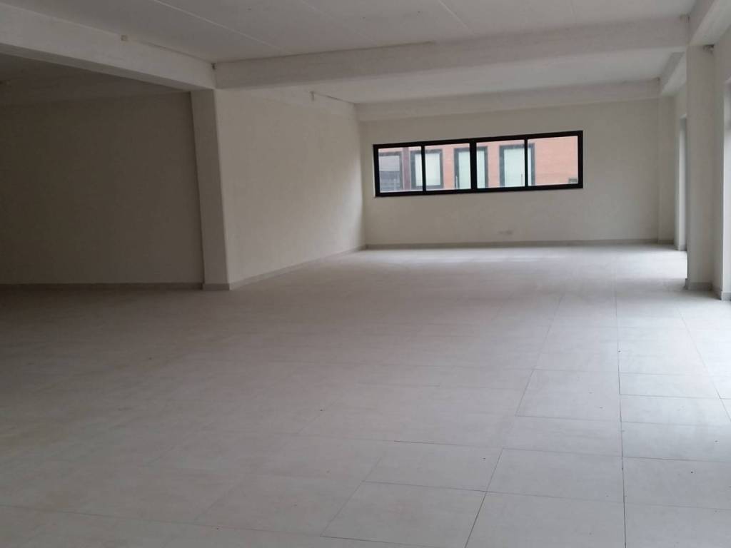 locale commerciale in affitto a Lucca in zona Sant'Anna