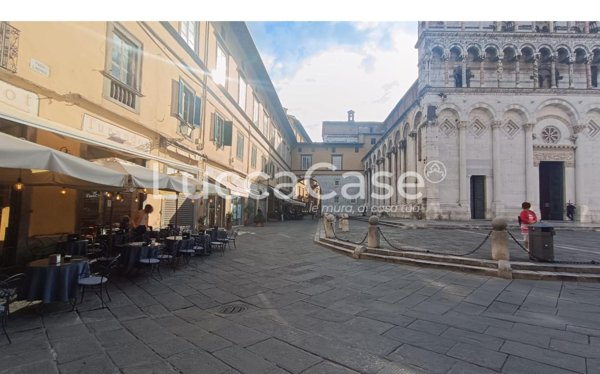 locale commerciale in affitto a Lucca in zona Centro Città