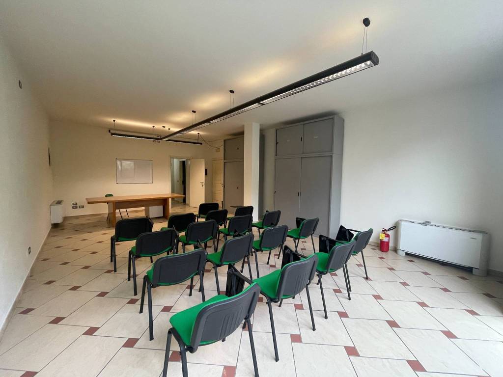 ufficio in affitto a Lucca in zona San Donato