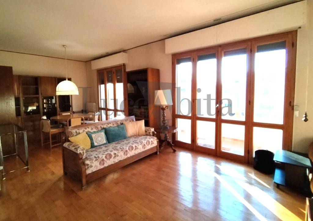 appartamento in affitto a Lucca in zona zona Arancio