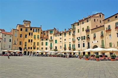 appartamento in affitto a Lucca in zona Centro Città
